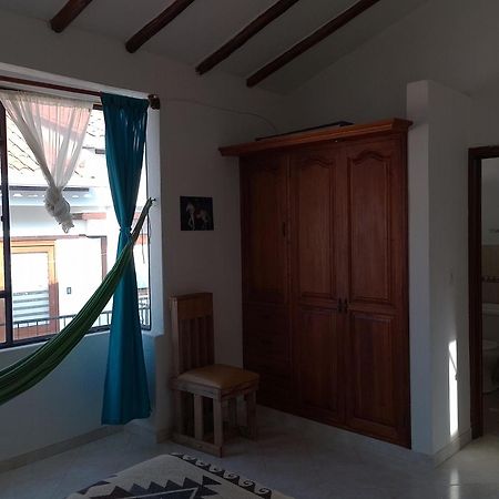 Family Host Hostel Villa de Leyva Bagian luar foto