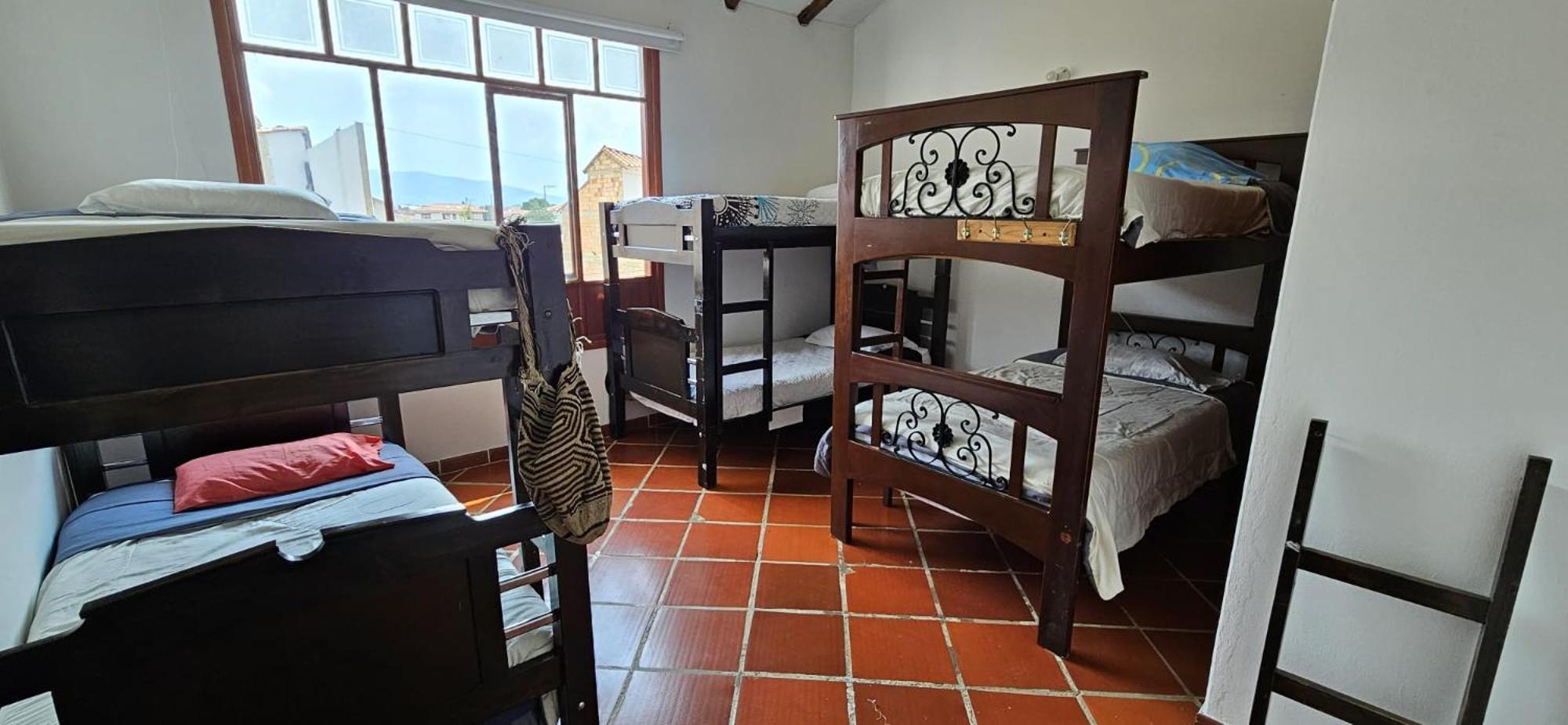 Family Host Hostel Villa de Leyva Bagian luar foto